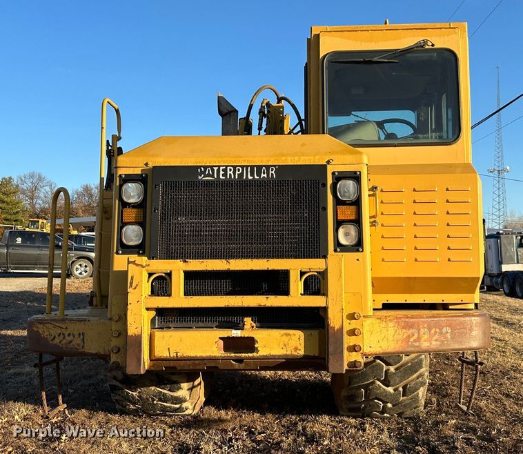 image for item DR7462 2003 Caterpillar 621G  scraper