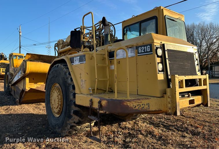 image for item DR7462 2003 Caterpillar 621G  scraper