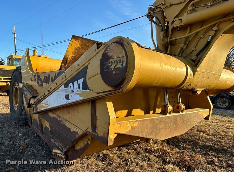 image for item DR7462 2003 Caterpillar 621G  scraper