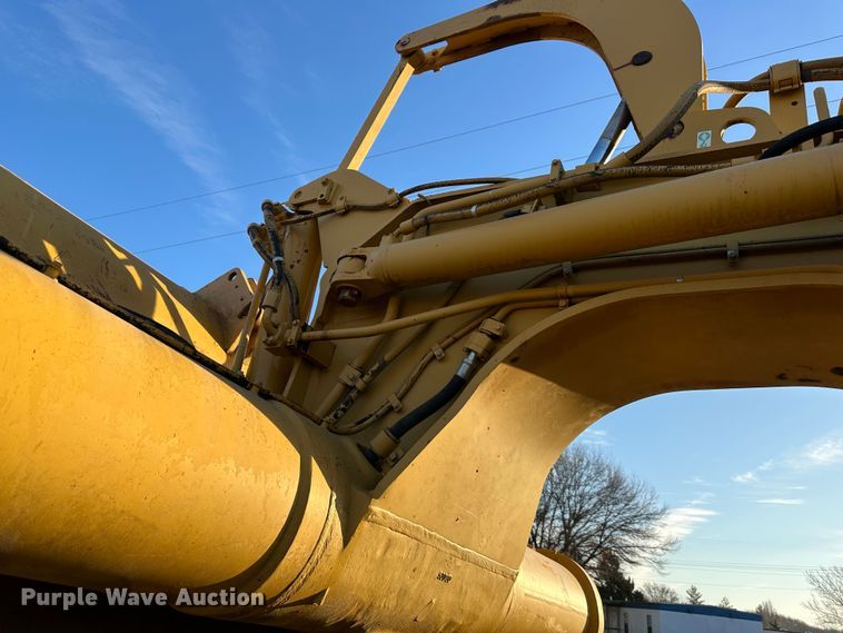 image for item DR7462 2003 Caterpillar 621G  scraper