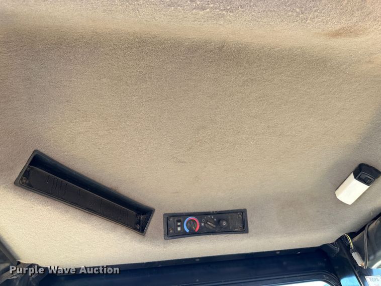 image for item DR7462 2003 Caterpillar 621G  scraper