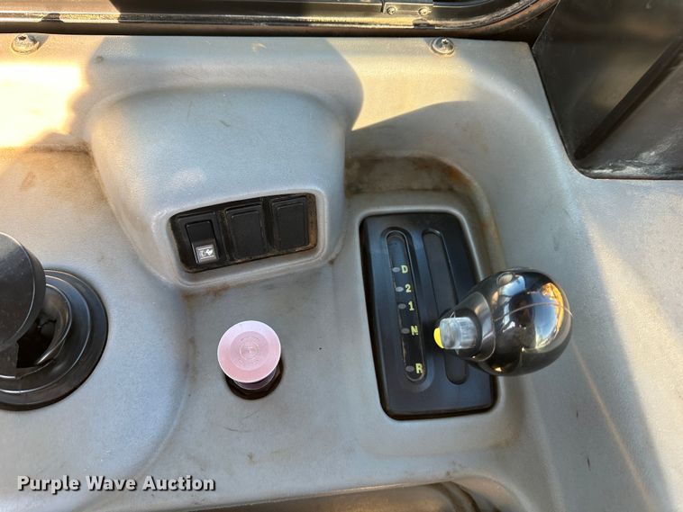 image for item DR7462 2003 Caterpillar 621G  scraper