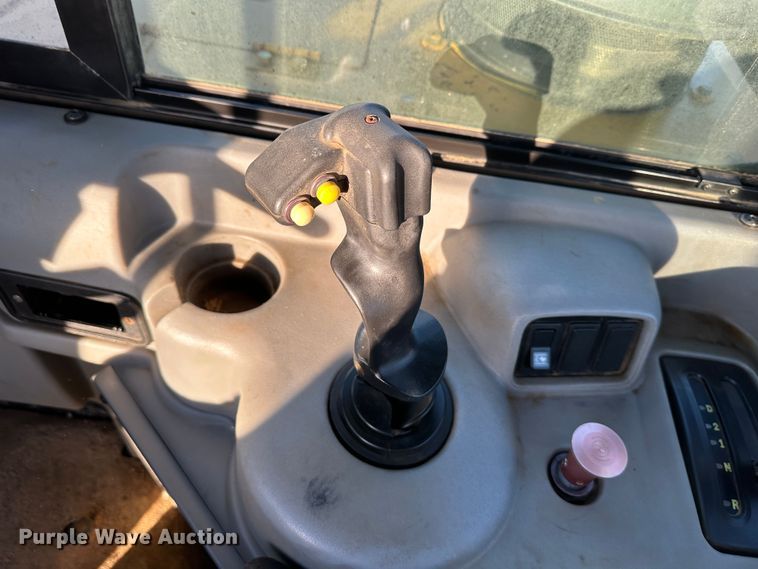 image for item DR7462 2003 Caterpillar 621G  scraper