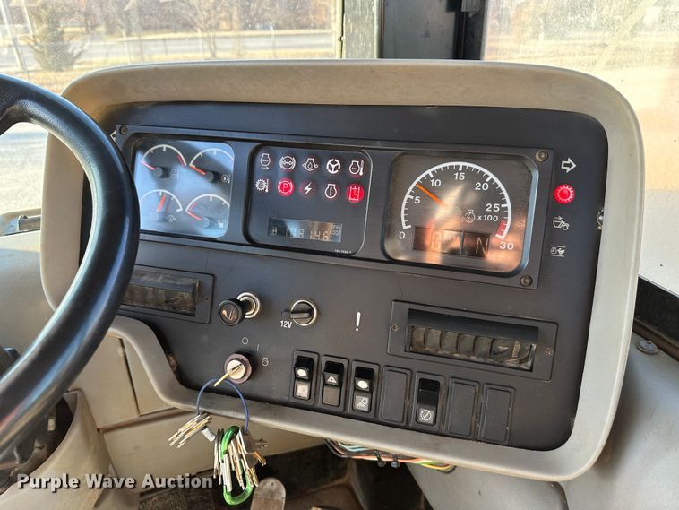 image for item DR7462 2003 Caterpillar 621G  scraper