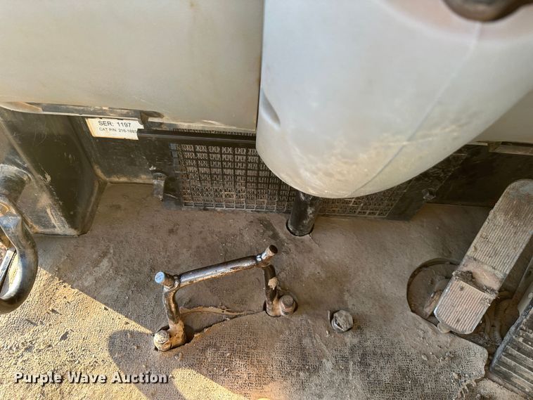 image for item DR7462 2003 Caterpillar 621G  scraper