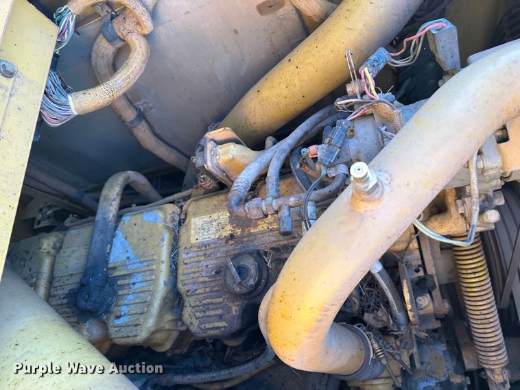 image for item DR7462 2003 Caterpillar 621G  scraper