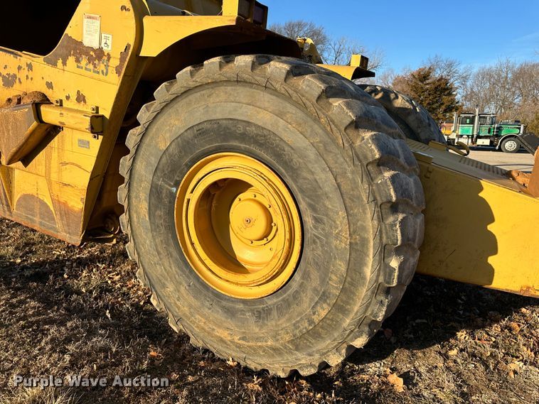 image for item DR7462 2003 Caterpillar 621G  scraper