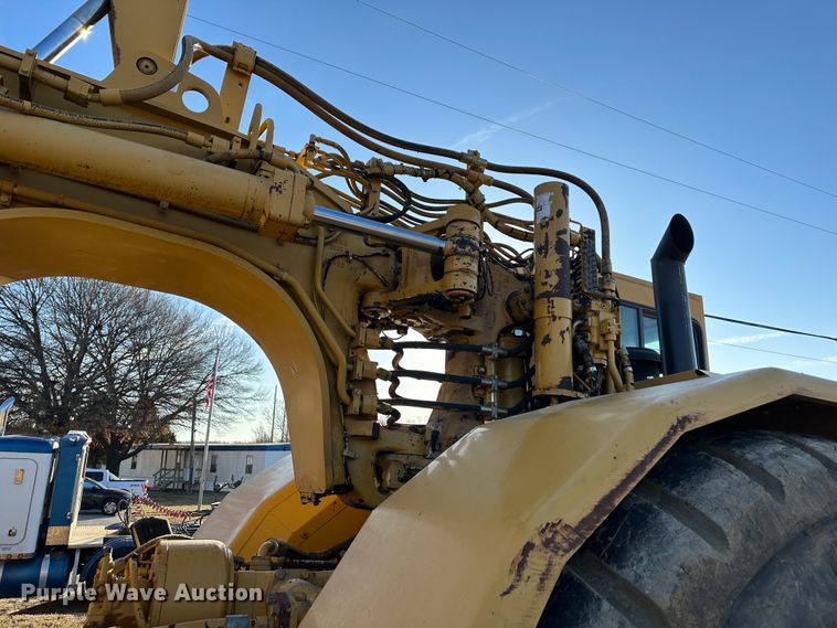 image for item DR7463 2003 Caterpillar 621G  scraper