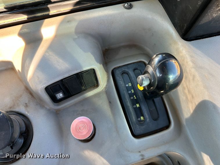 image for item DR7463 2003 Caterpillar 621G  scraper