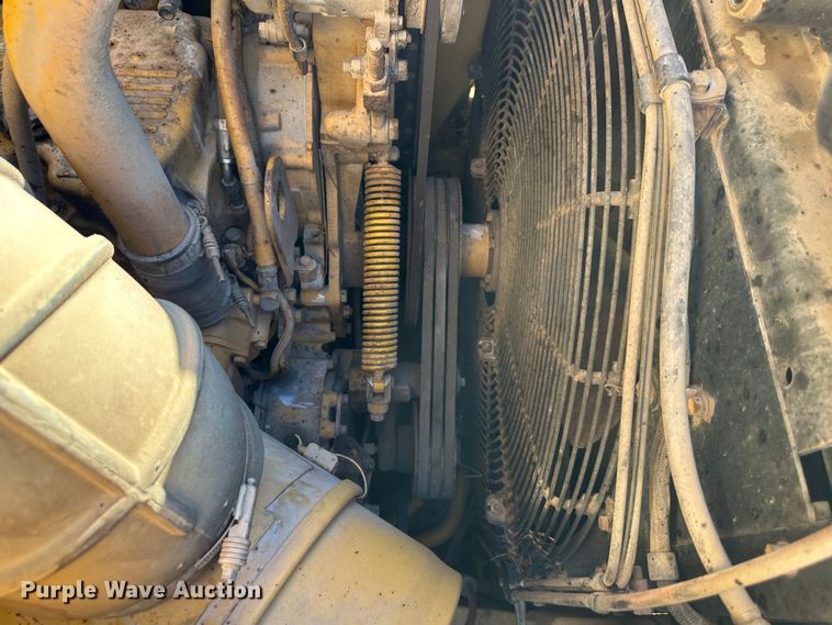 image for item DR7463 2003 Caterpillar 621G  scraper