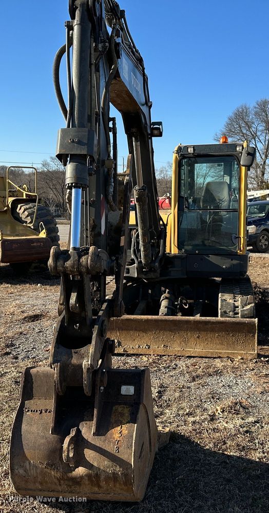 image for item DR7464 2013 Volvo ECR88  mini excavator