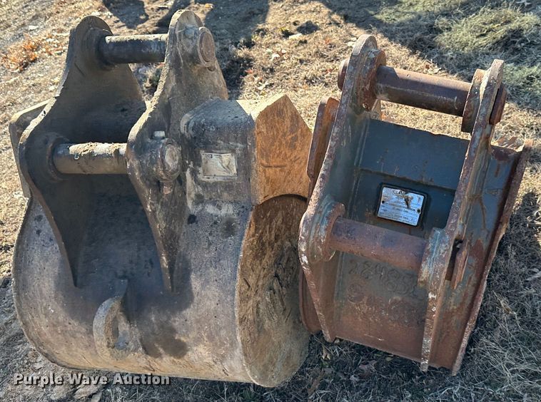 image for item DR7464 2013 Volvo ECR88  mini excavator