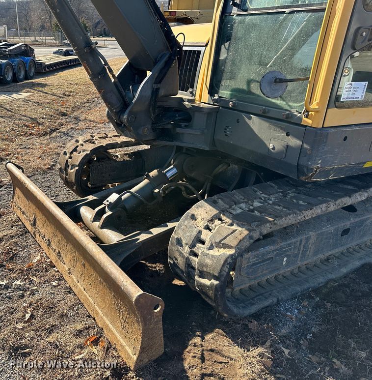 image for item DR7464 2013 Volvo ECR88  mini excavator
