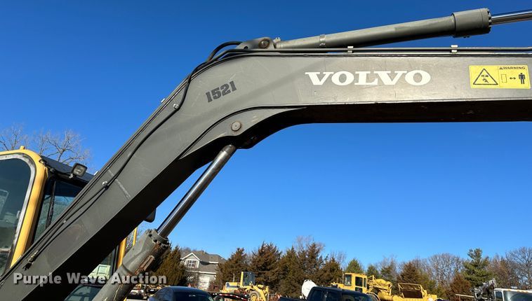 image for item DR7464 2013 Volvo ECR88  mini excavator