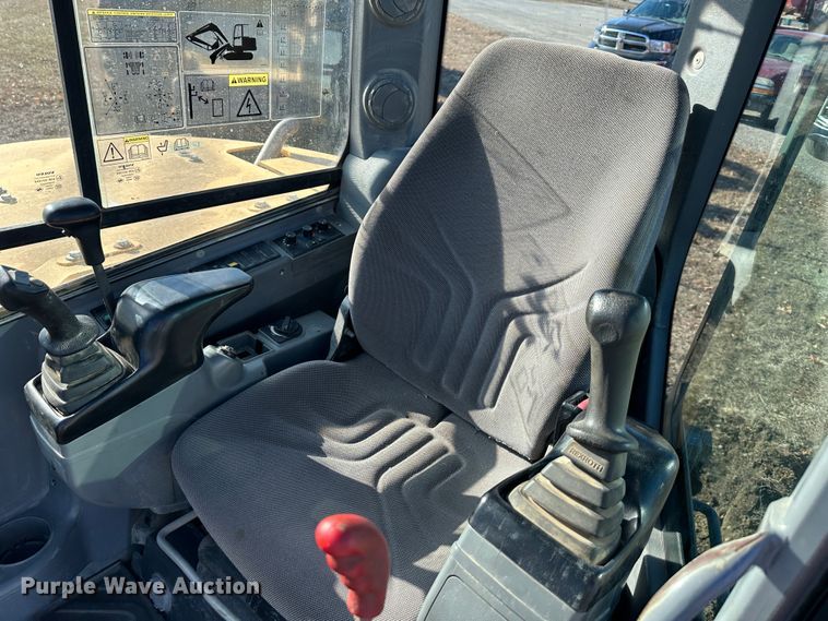 image for item DR7464 2013 Volvo ECR88  mini excavator