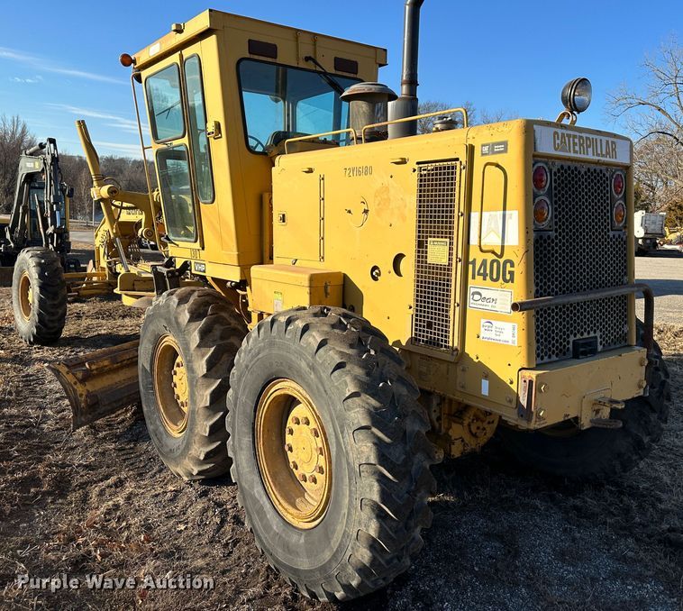 image for item DR7465 1993 Caterpillar 140G  motor grader