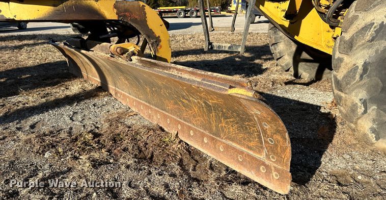 image for item DR7465 1993 Caterpillar 140G  motor grader