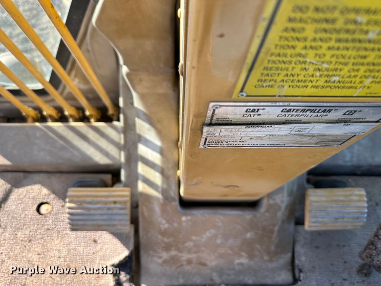 image for item DR7465 1993 Caterpillar 140G  motor grader