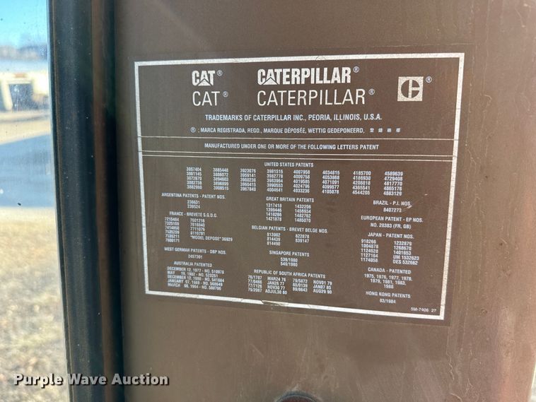 image for item DR7465 1993 Caterpillar 140G  motor grader