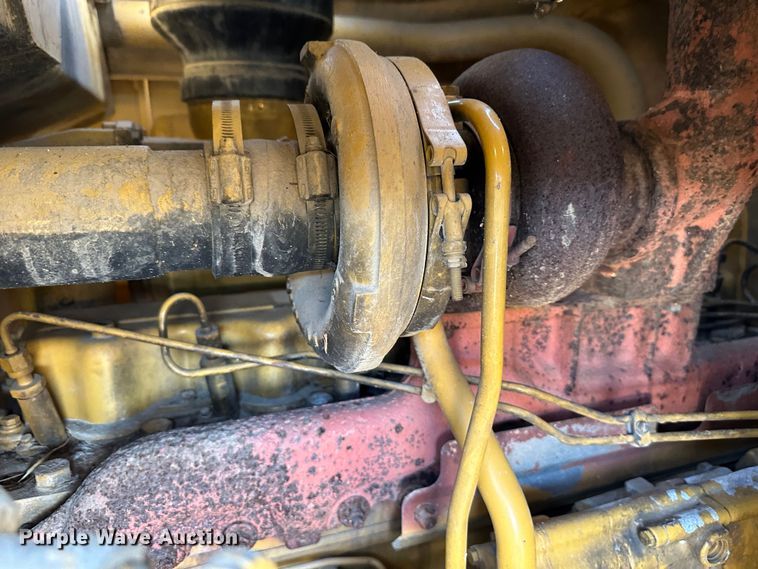 image for item DR7465 1993 Caterpillar 140G  motor grader