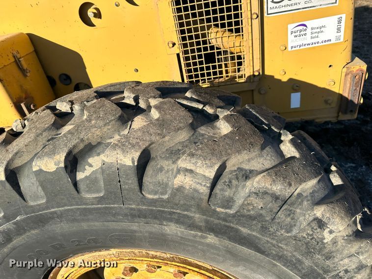 image for item DR7465 1993 Caterpillar 140G  motor grader