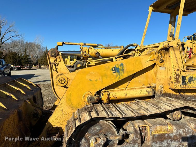 image for item DR7466 1987 Caterpillar 963  track loader