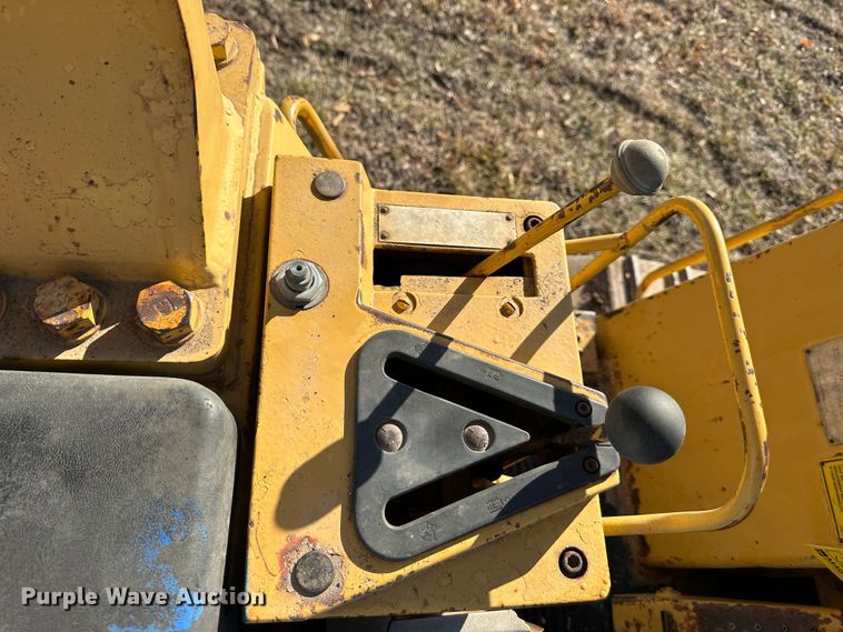 image for item DR7466 1987 Caterpillar 963  track loader