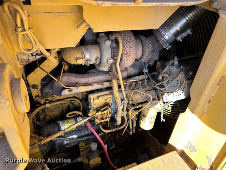 image for item DR7466 1987 Caterpillar 963  track loader