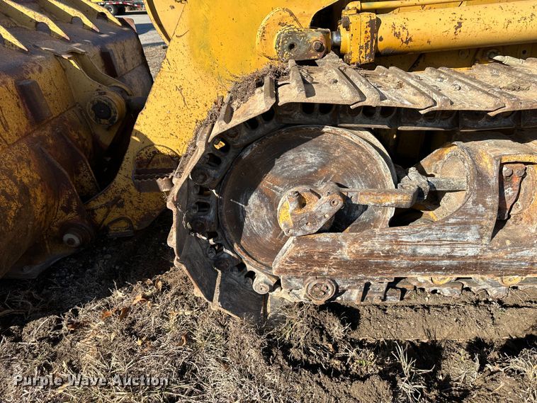 image for item DR7466 1987 Caterpillar 963  track loader