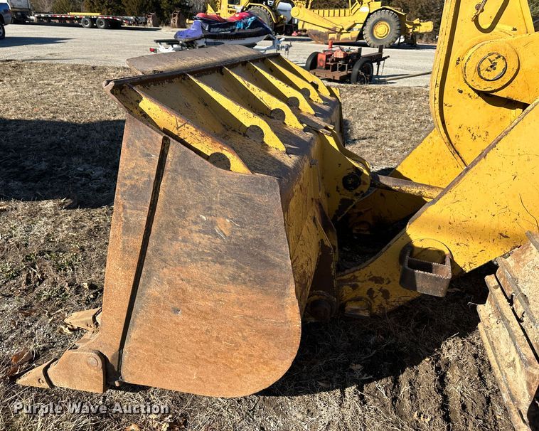 image for item DR7467 1995 Caterpillar 963B LGP  track loader