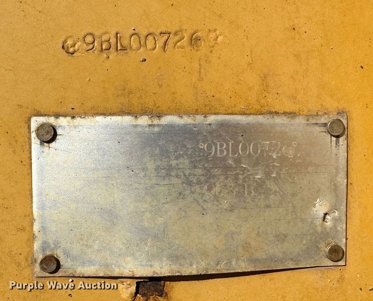 image for item DR7467 1995 Caterpillar 963B LGP  track loader