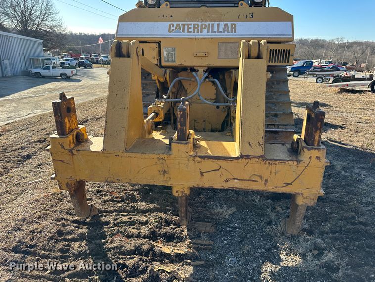 image for item DR7468 1998 Caterpillar D7R  dozer