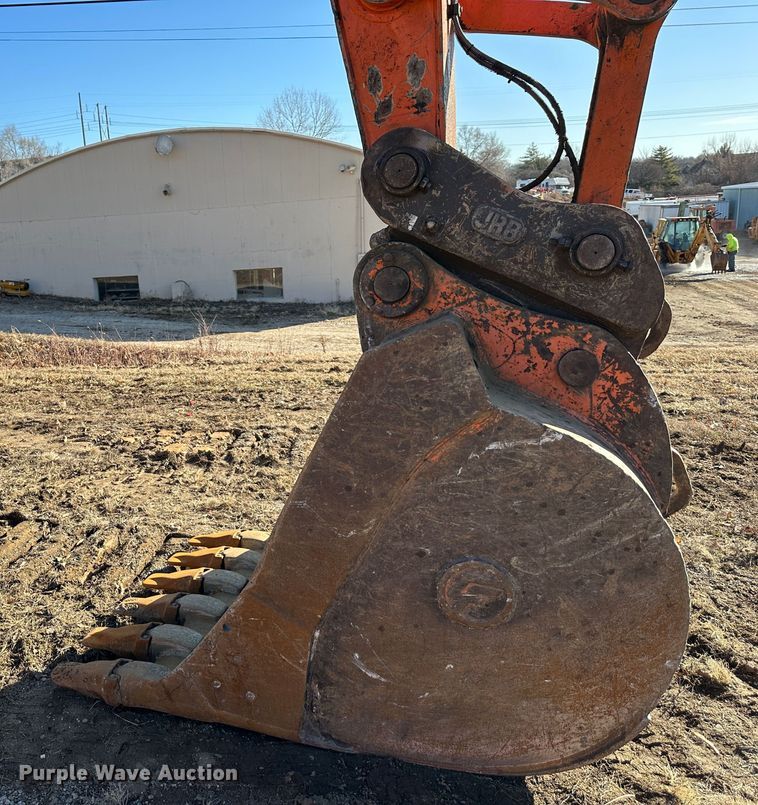 image for item DR7469 2002 Hitachi 330LC  excavator