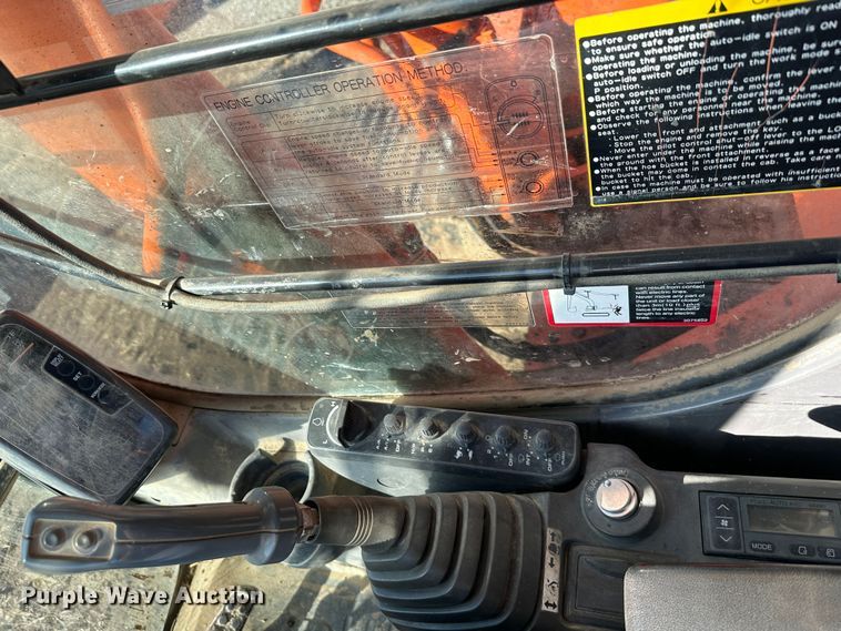 image for item DR7469 2002 Hitachi 330LC  excavator