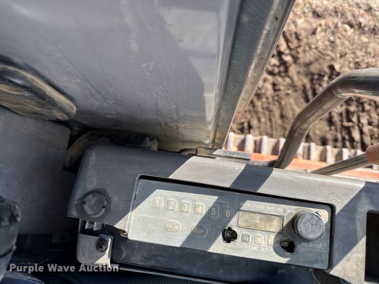 image for item DR7469 2002 Hitachi 330LC  excavator