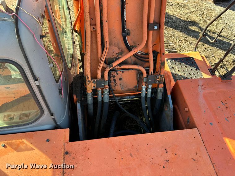 image for item DR7469 2002 Hitachi 330LC  excavator