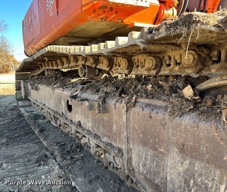 image for item DR7469 2002 Hitachi 330LC  excavator