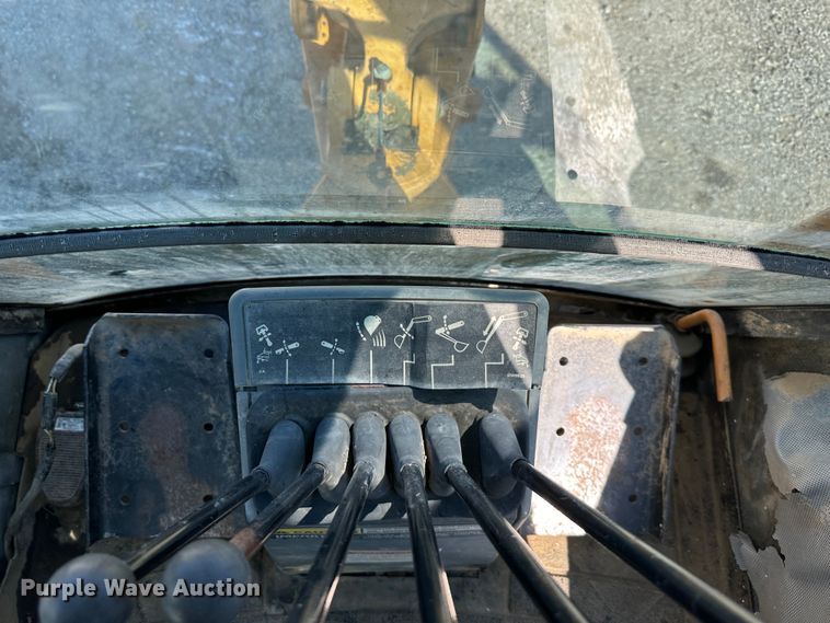 image for item DR7472 1999 Case 580 Super L II  backhoe