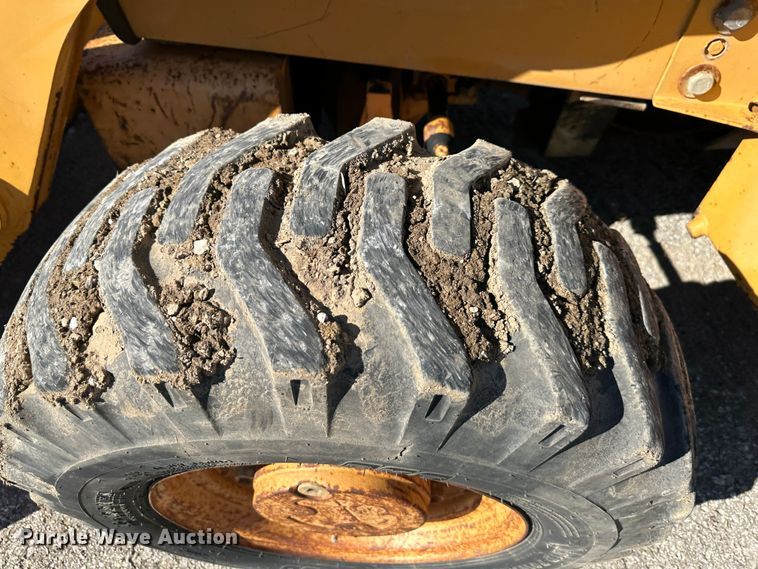 image for item DR7472 1999 Case 580 Super L II  backhoe