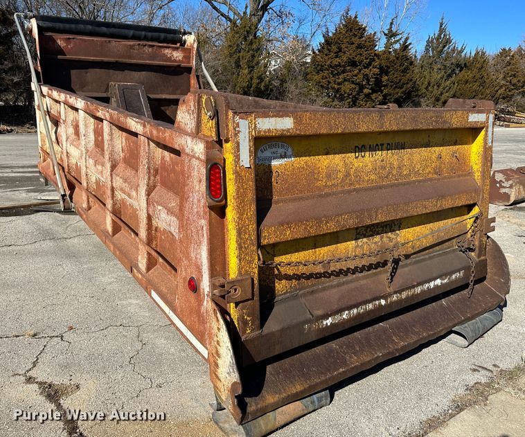 image for item DR7475 Ox Bodies  dump bed