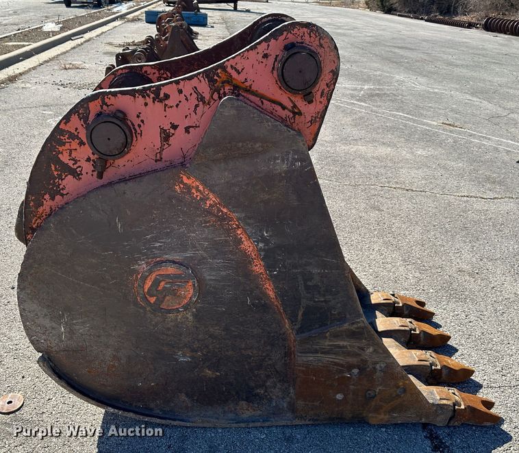 image for item DR7482 Excavator bucket
