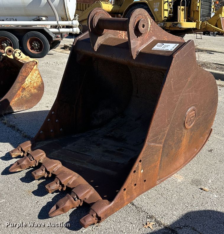 image for item DR7483 CF  excavator bucket