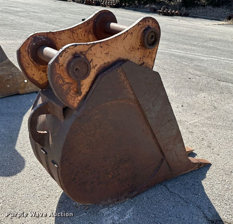 image for item DR7486 Caterpillar  excavator bucket