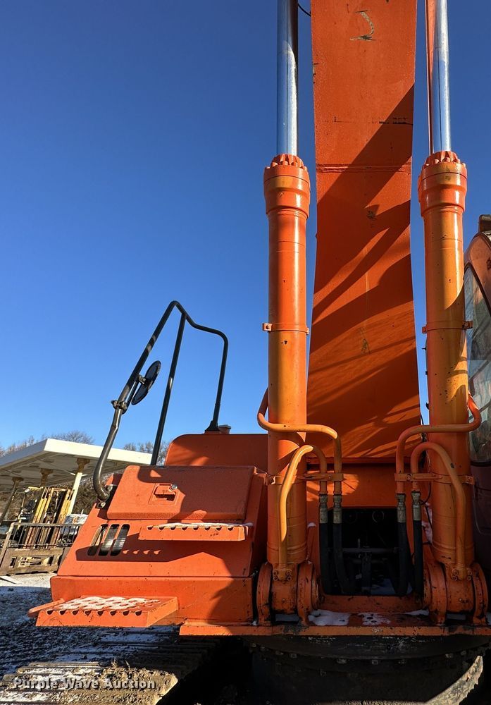 image for item DR7503 2004 Hitachi ZX330LC  excavator