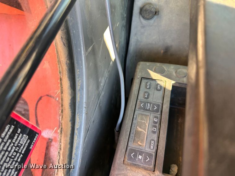 image for item DR7503 2004 Hitachi ZX330LC  excavator