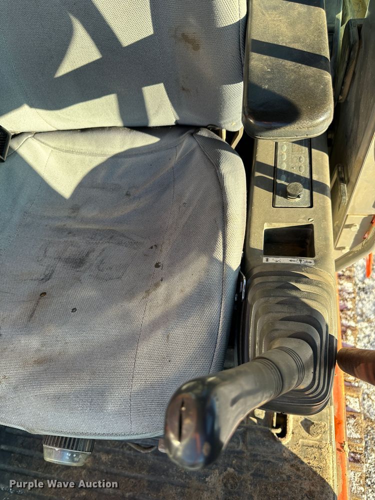 image for item DR7503 2004 Hitachi ZX330LC  excavator