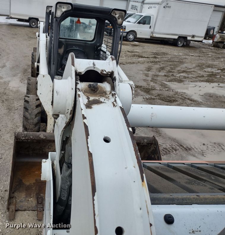 image for item DR8182 2012 Bobcat S175  skid steer loader