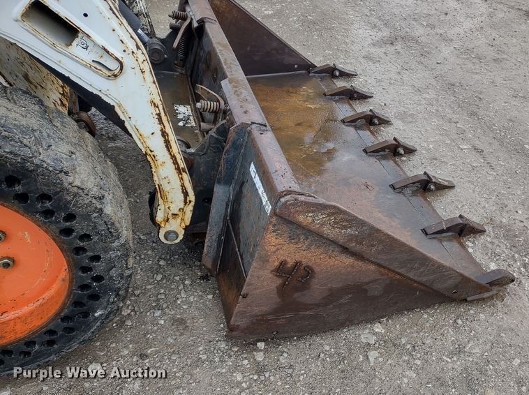 image for item DR8182 2012 Bobcat S175  skid steer loader