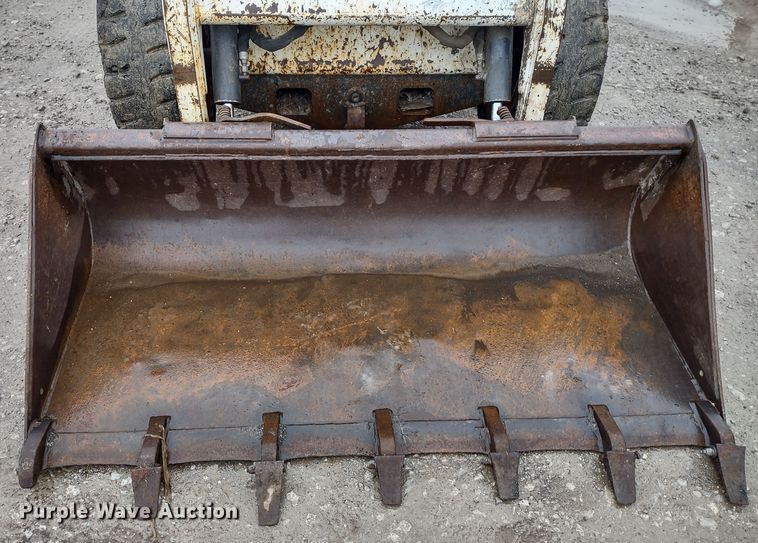 image for item DR8182 2012 Bobcat S175  skid steer loader