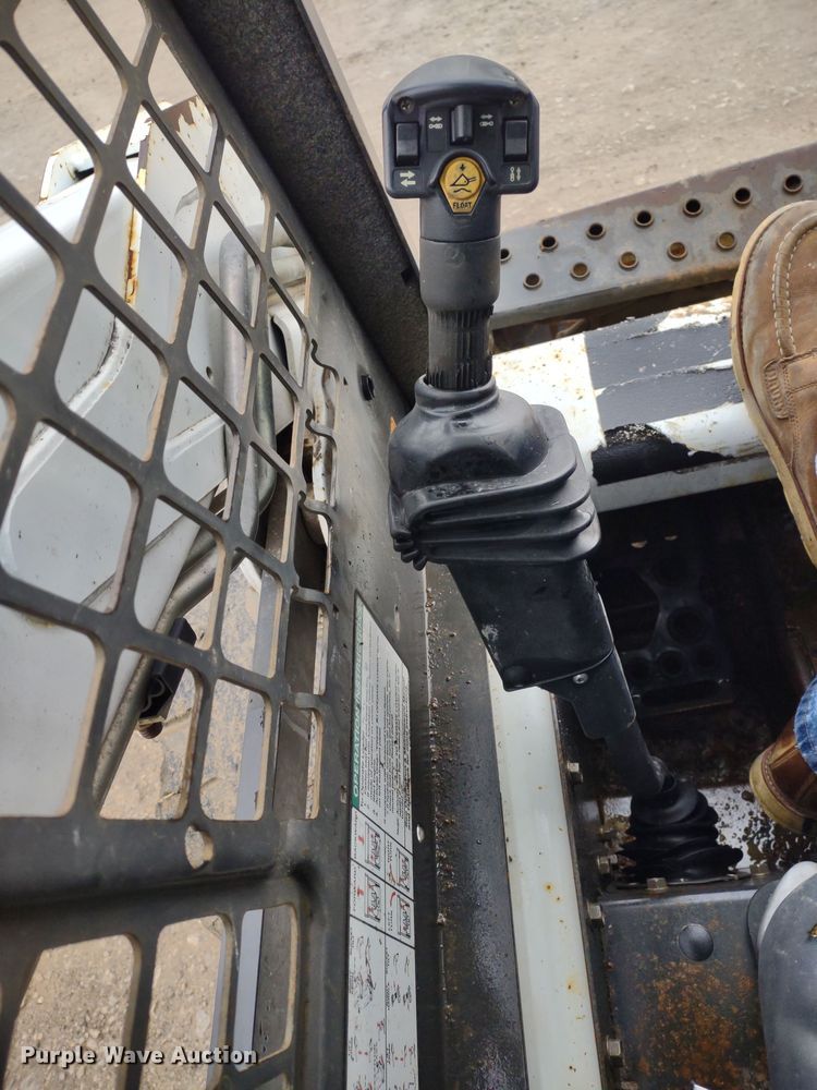 image for item DR8182 2012 Bobcat S175  skid steer loader